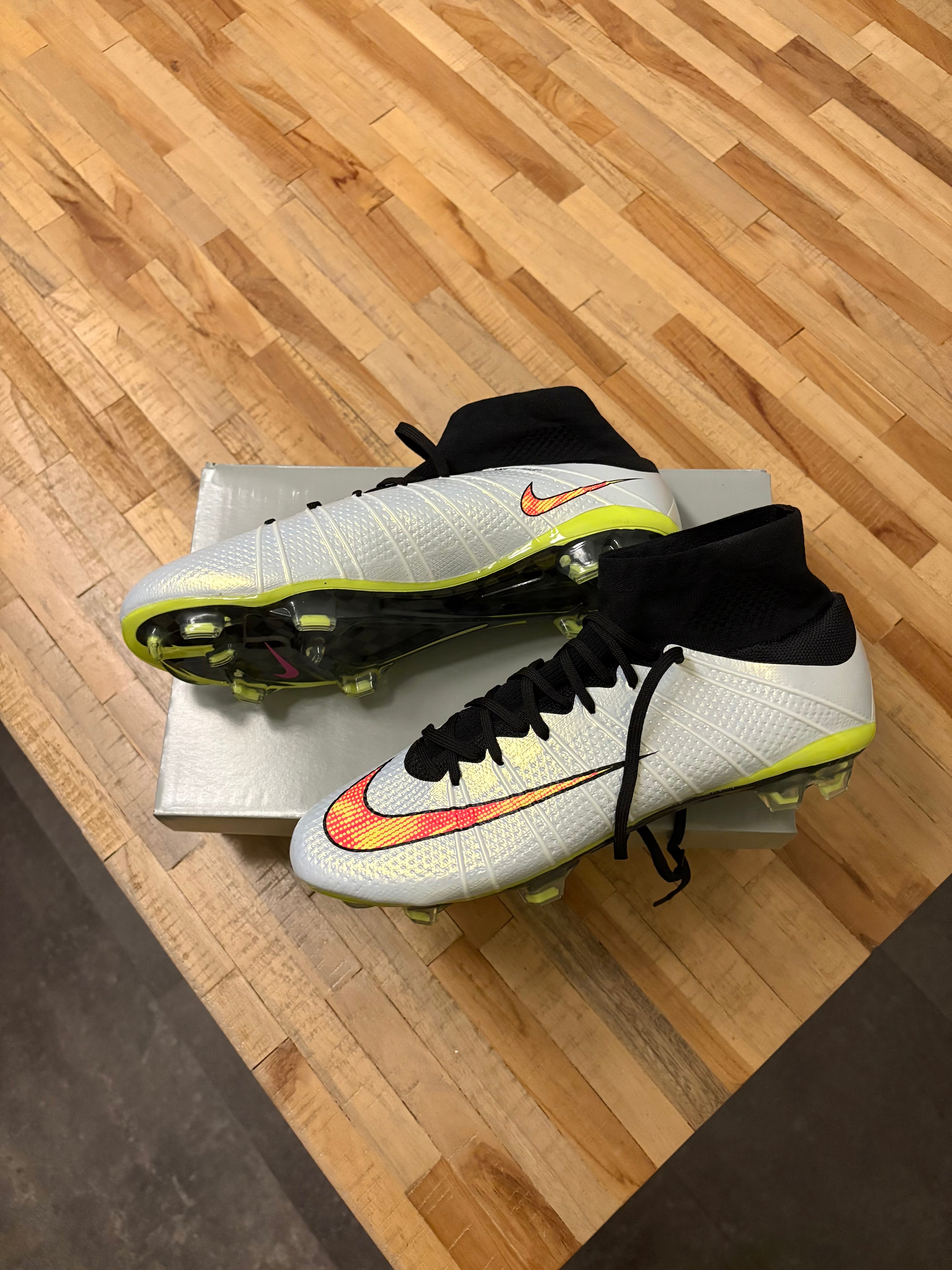 Nike Mercurial Superfly 4 White FG