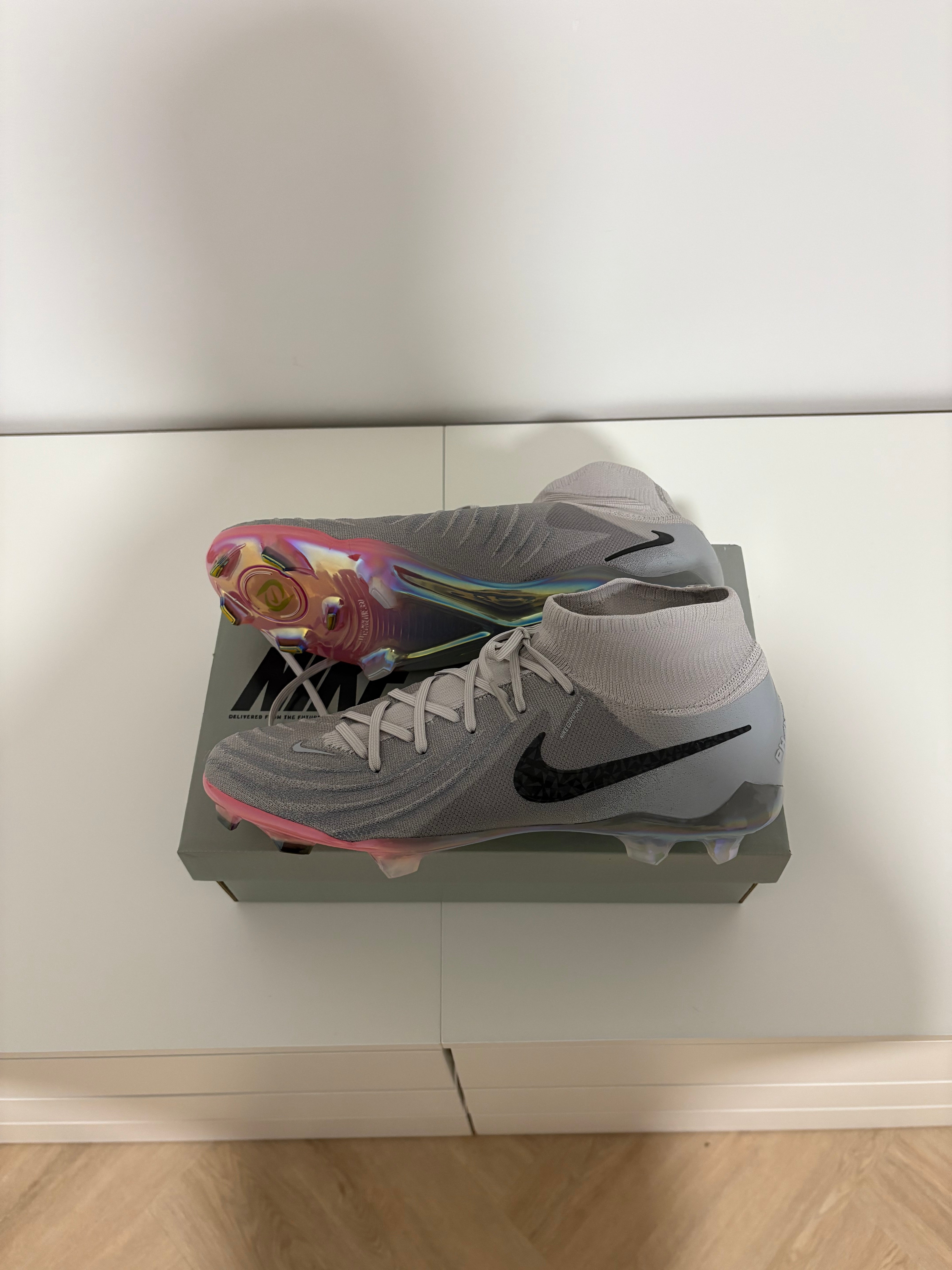 Nike Phantom Luna 2 Elite Grey FG