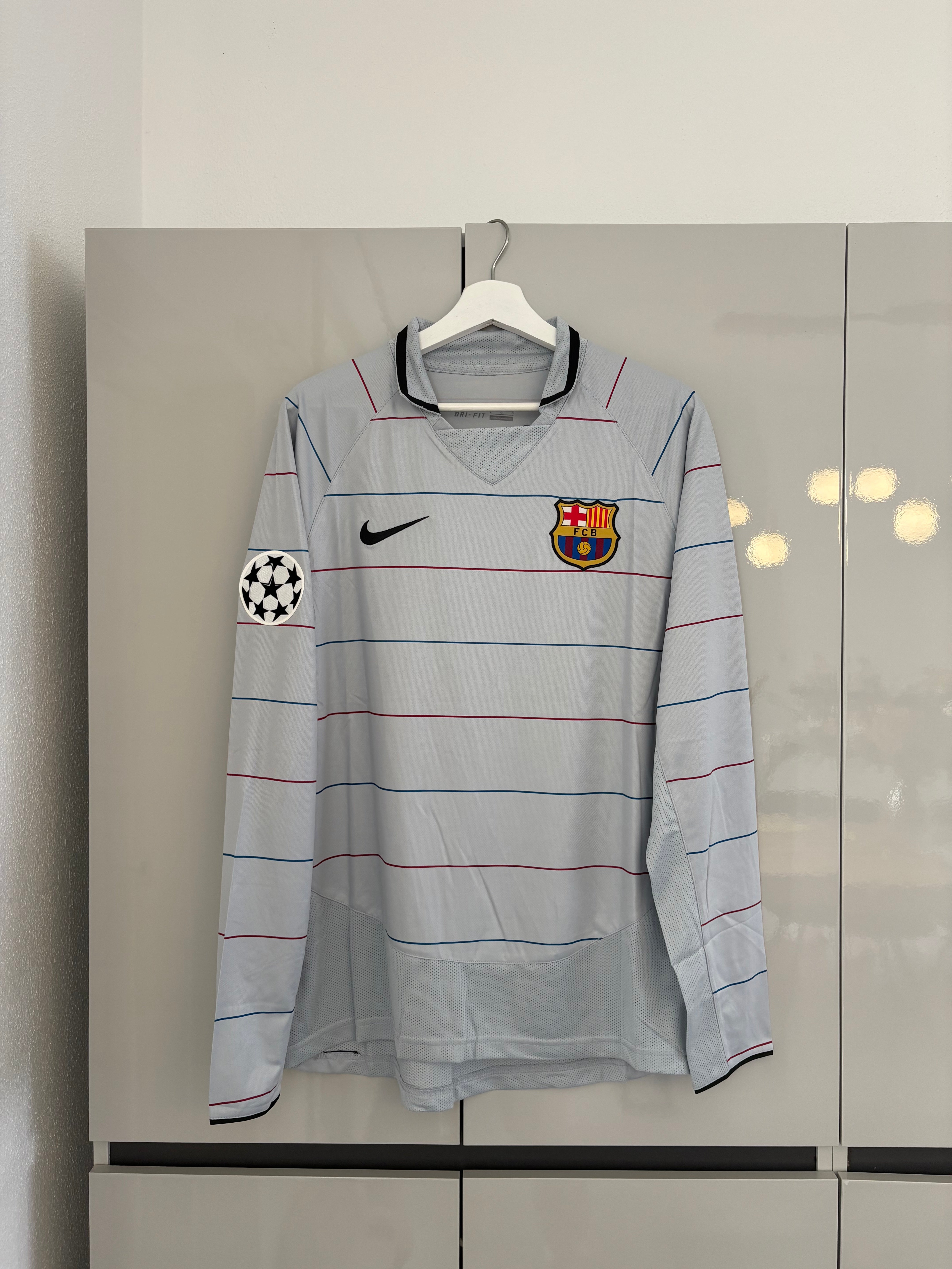 Barcelona 03/04 Away longsleeve (quaresma)