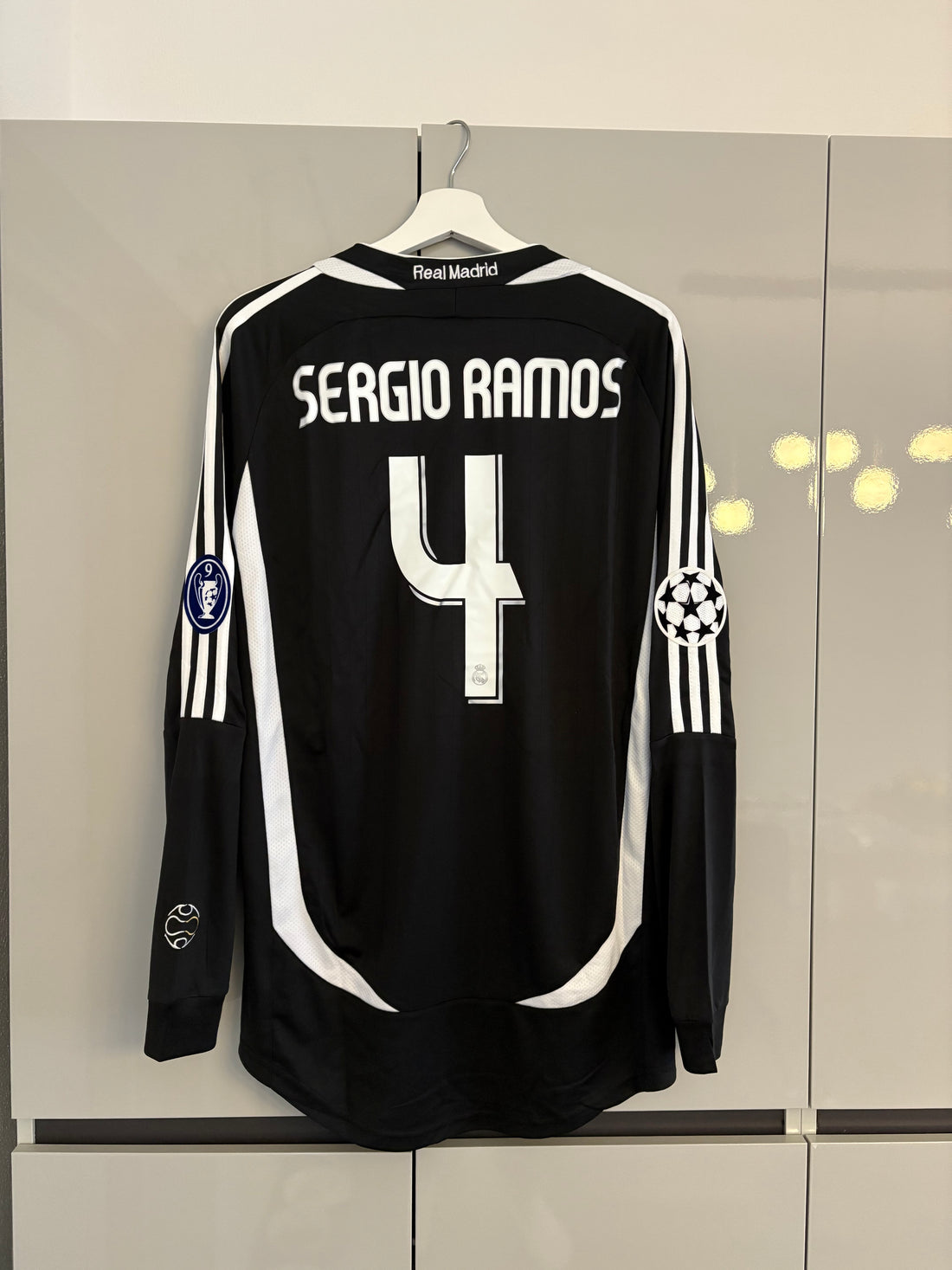 Real madrid 06/07 away longsleeve (sergio ramos)