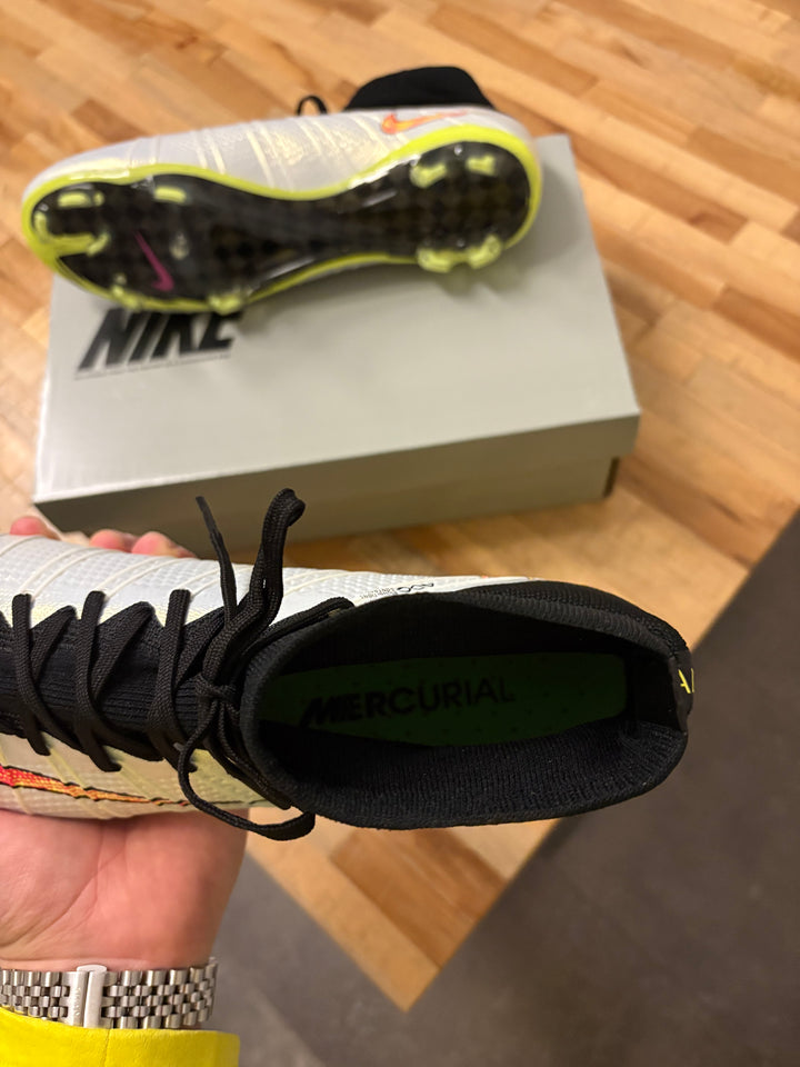 Nike Mercurial Superfly 4 White FG