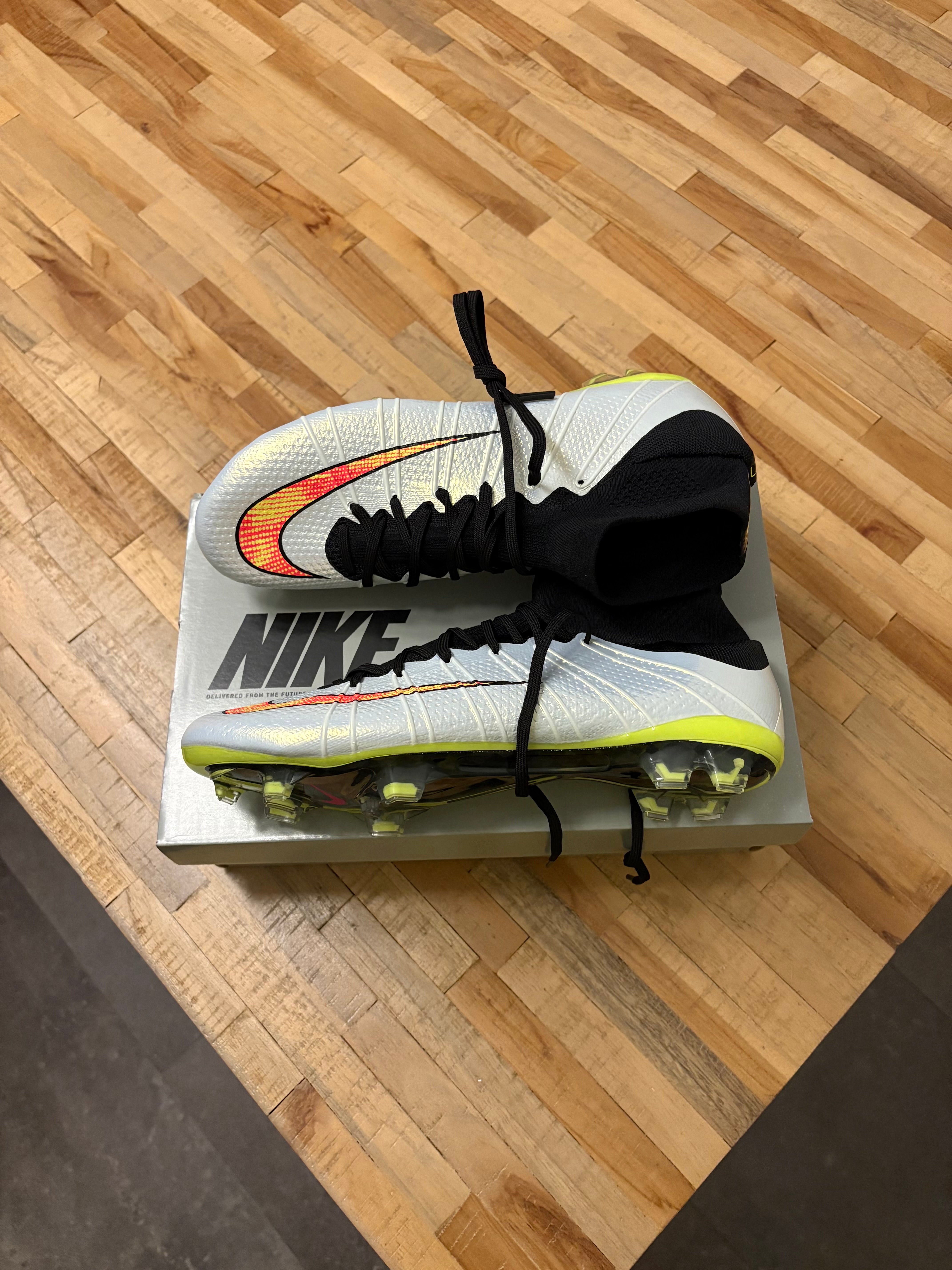 Nike Mercurial Superfly 4 White FG