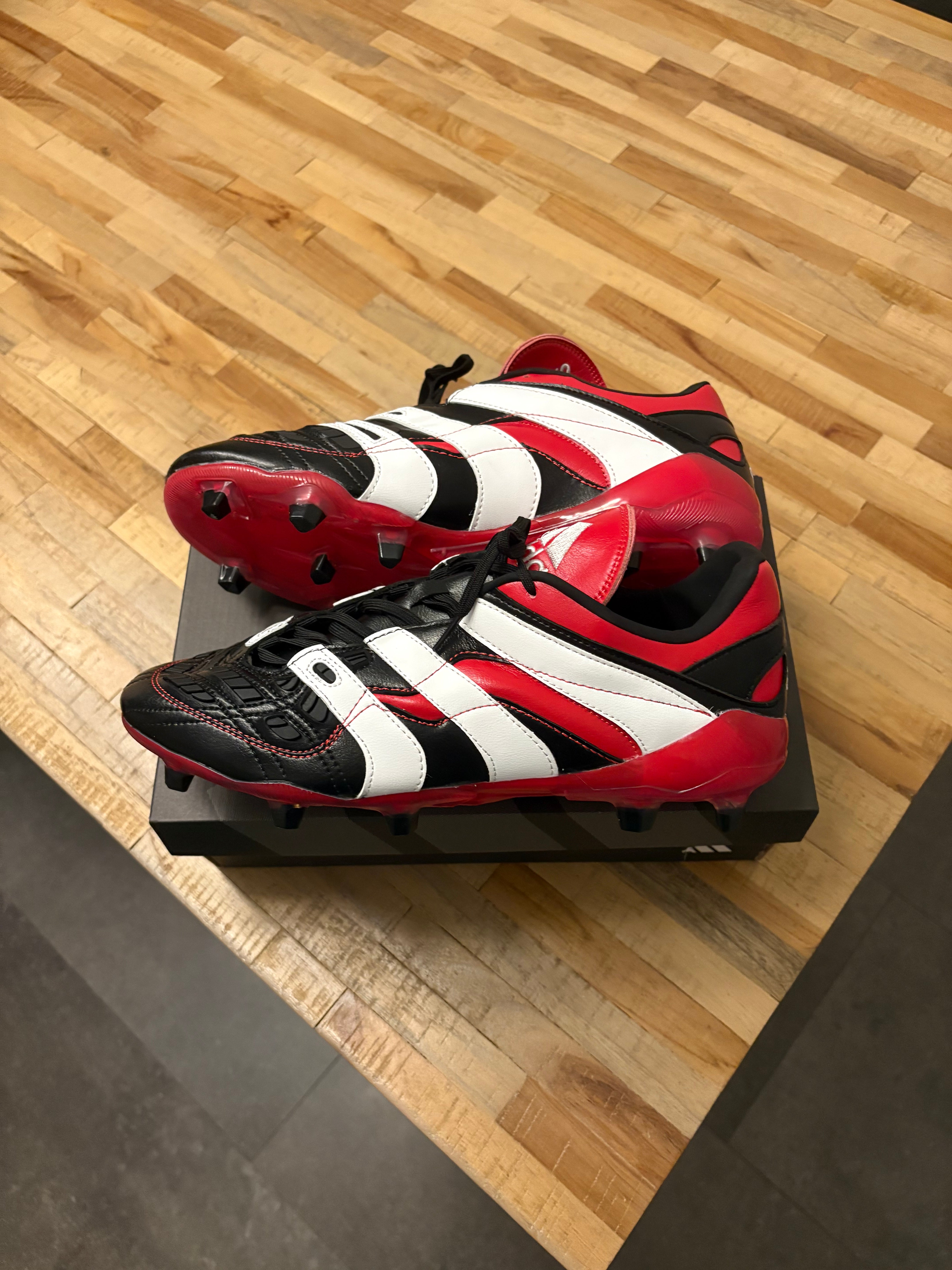 Adidas Predator Accelerator Black FG