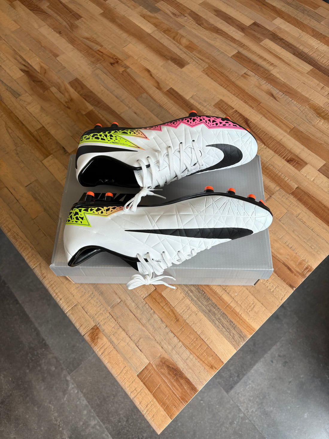 Nike Hypervenom Phantom 2 Rainbow FG