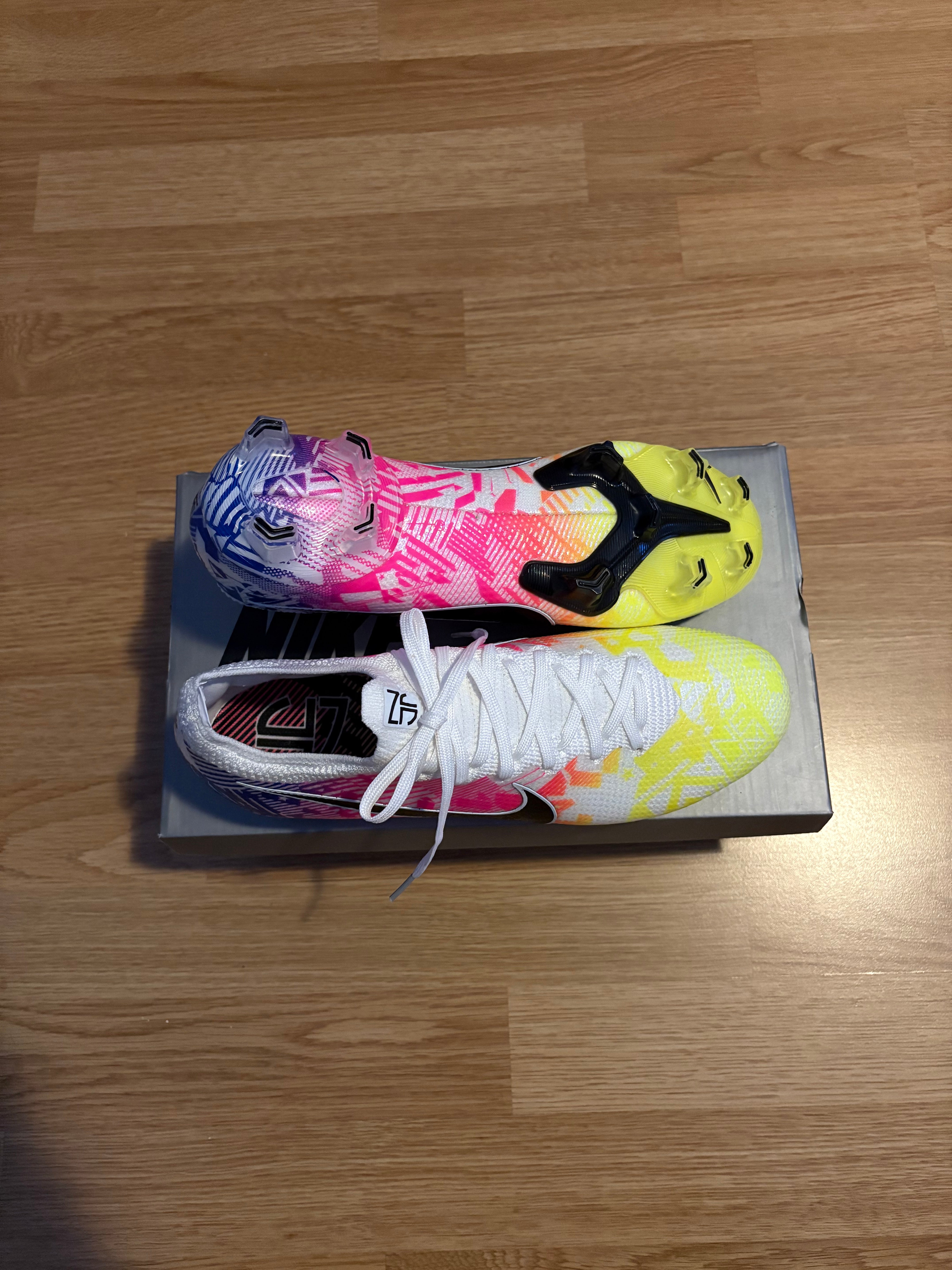 Nike Mercurial Vapor 13 NJR Elite FG