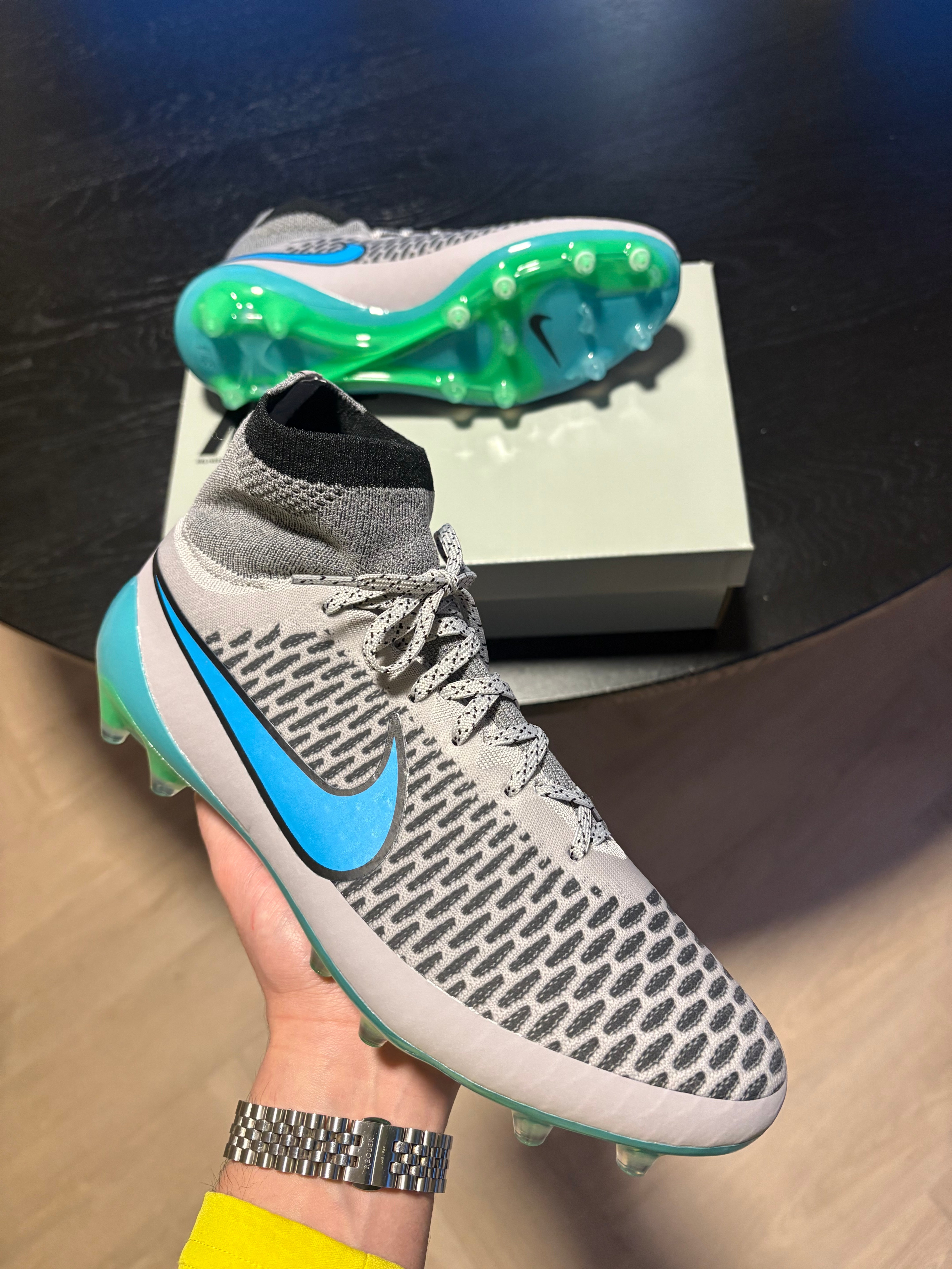 Nike Magista Obra Grey FG