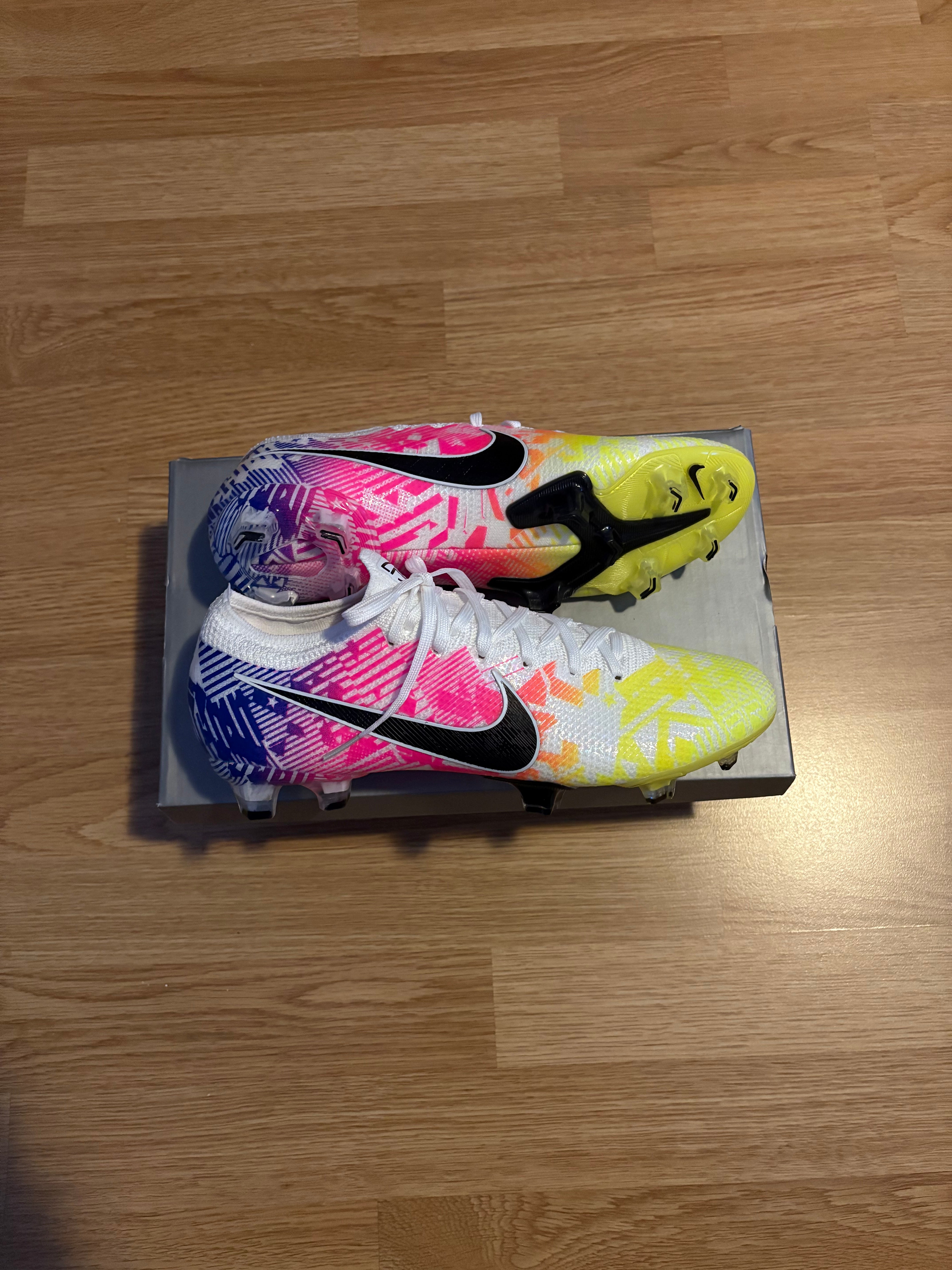 Nike Mercurial Vapor 13 NJR Elite FG