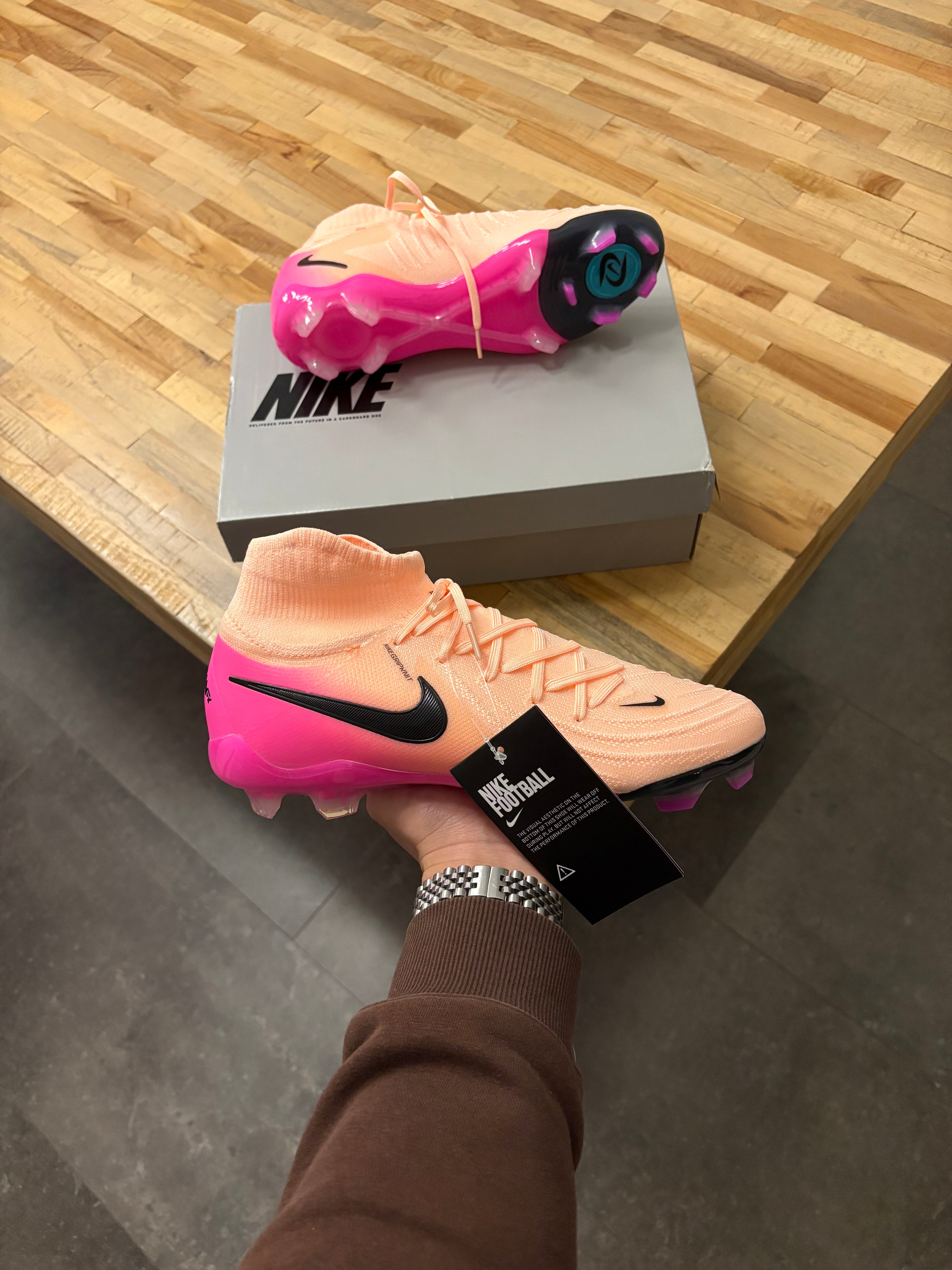 Nike Phantom Luna 2 Pink FG