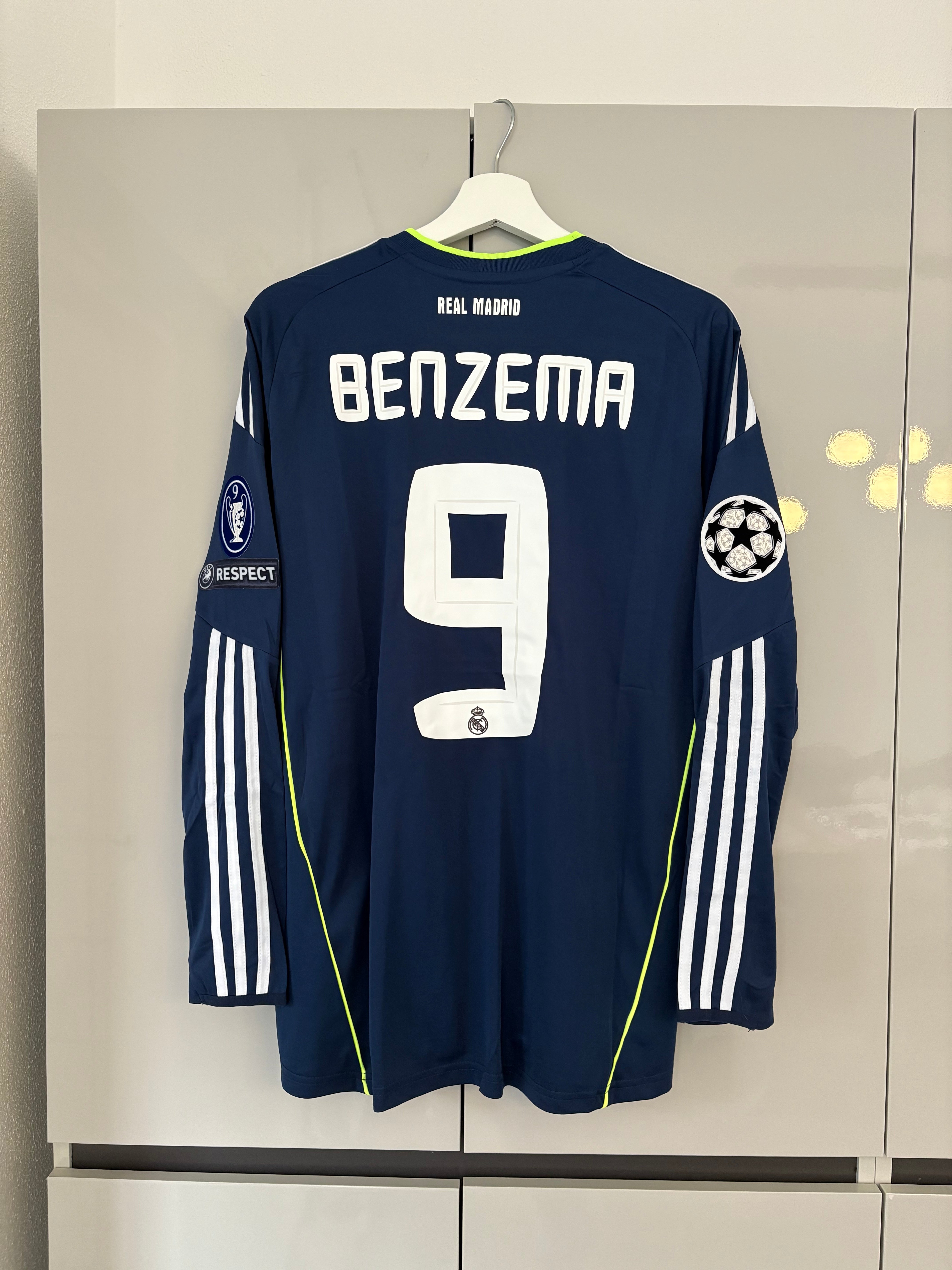 Real Madrid 10/11 Away longsleeve (benzema)