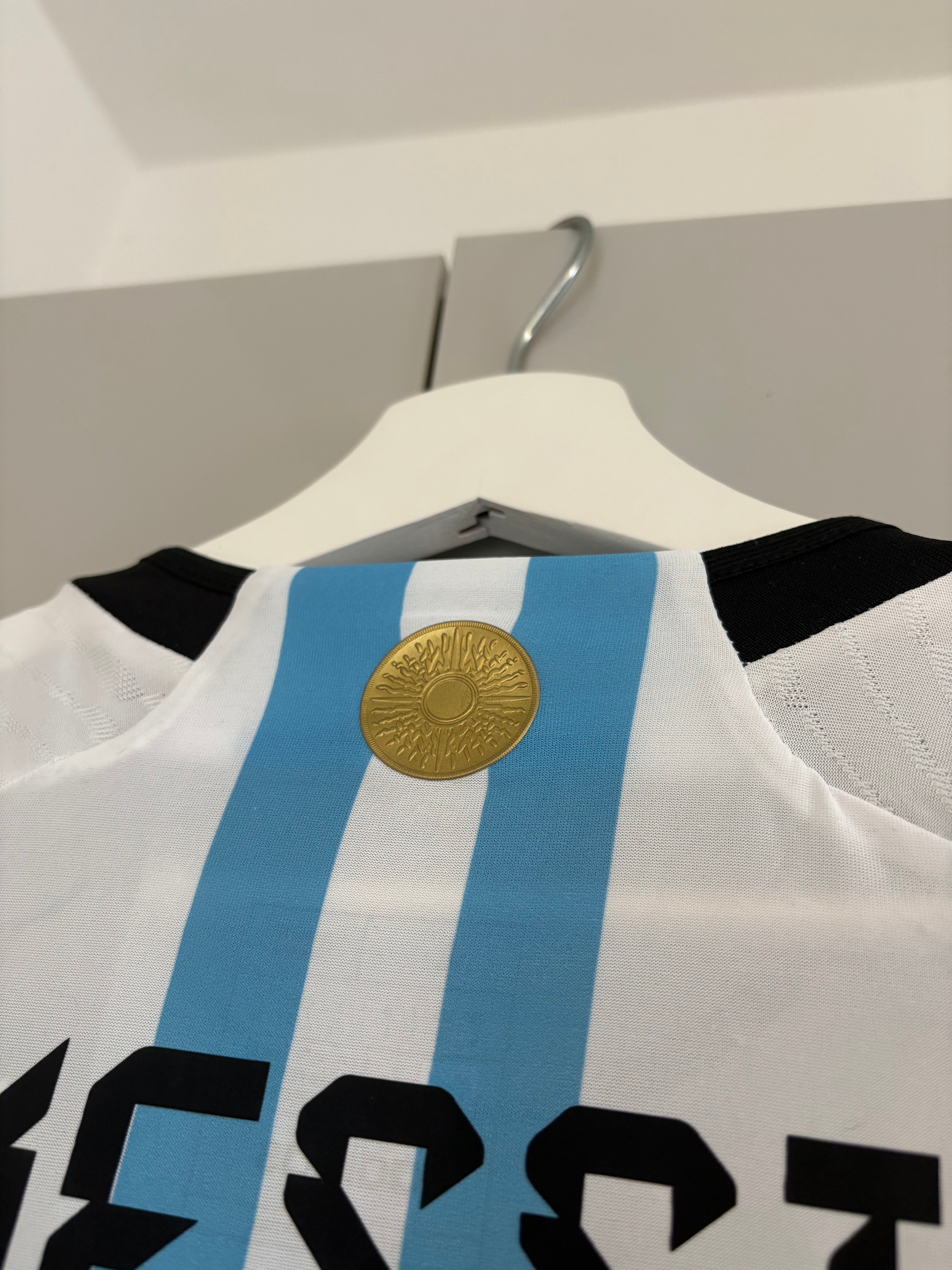Argentina 2022 (messi) l, fits as m