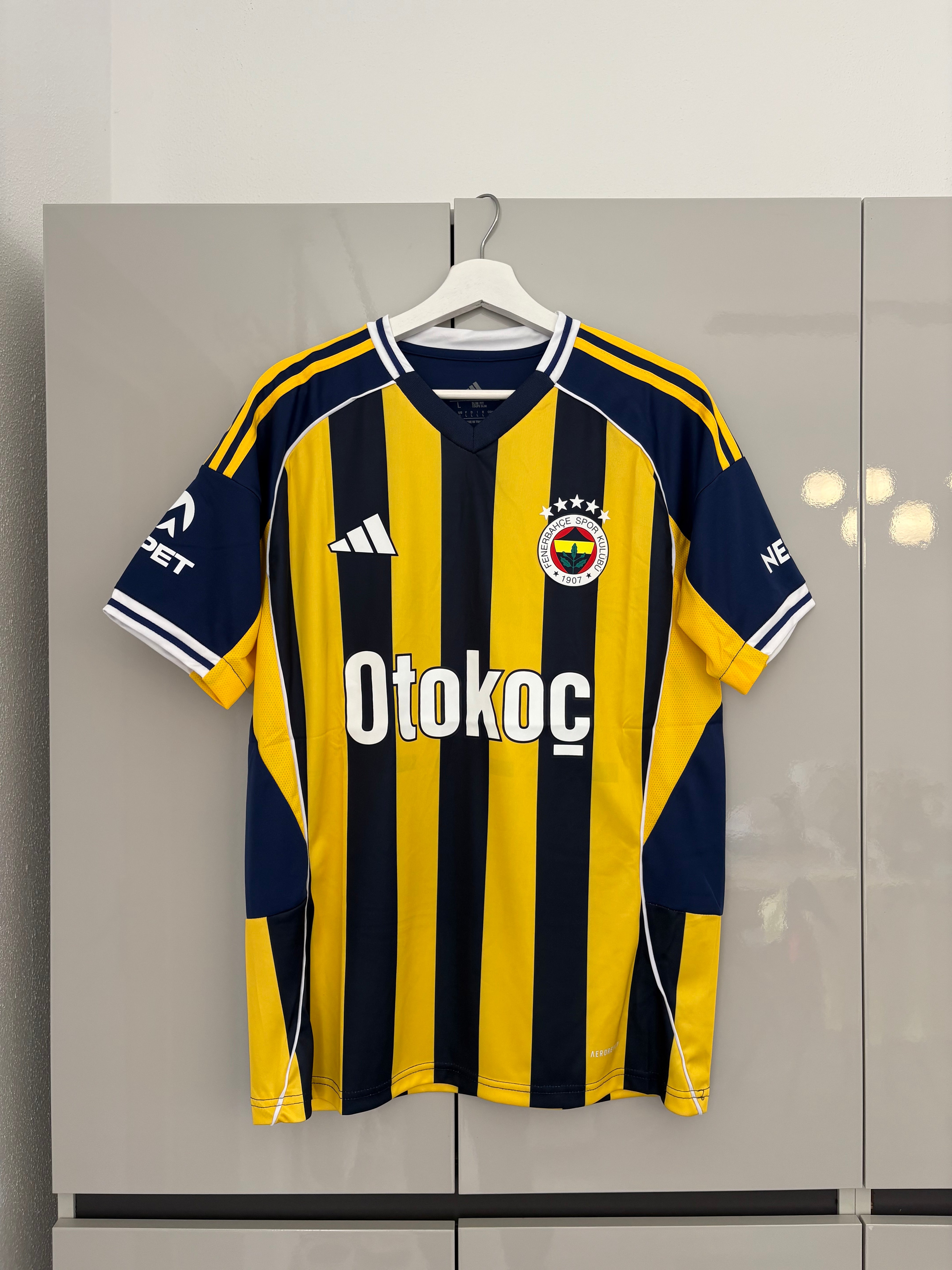 Fenerbahçe 25/26 (duran) L, fits as M