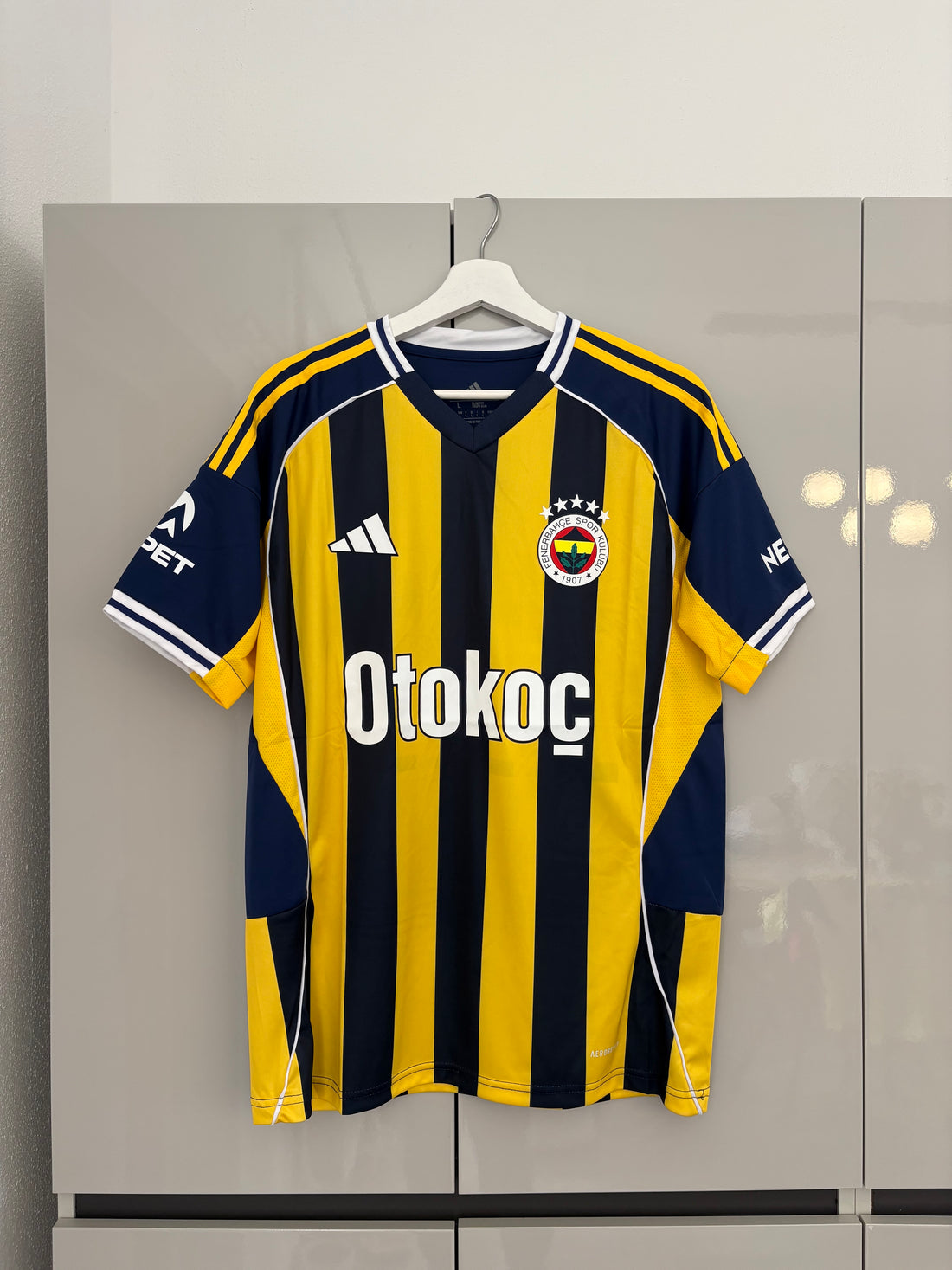 Fenerbahçe 25/26 (duran) L, fits as M
