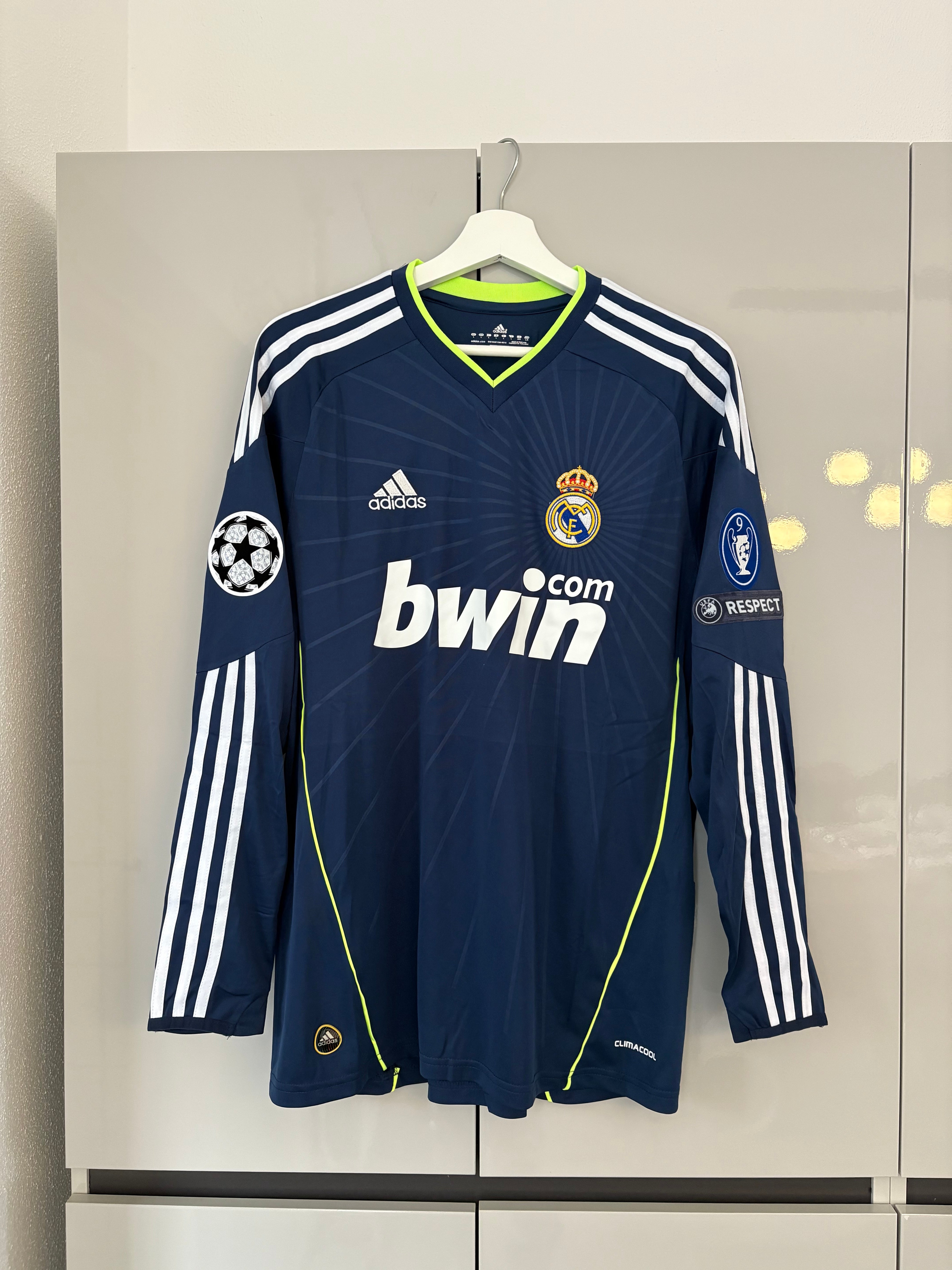 Real Madrid 10/11 Away longsleeve (benzema)